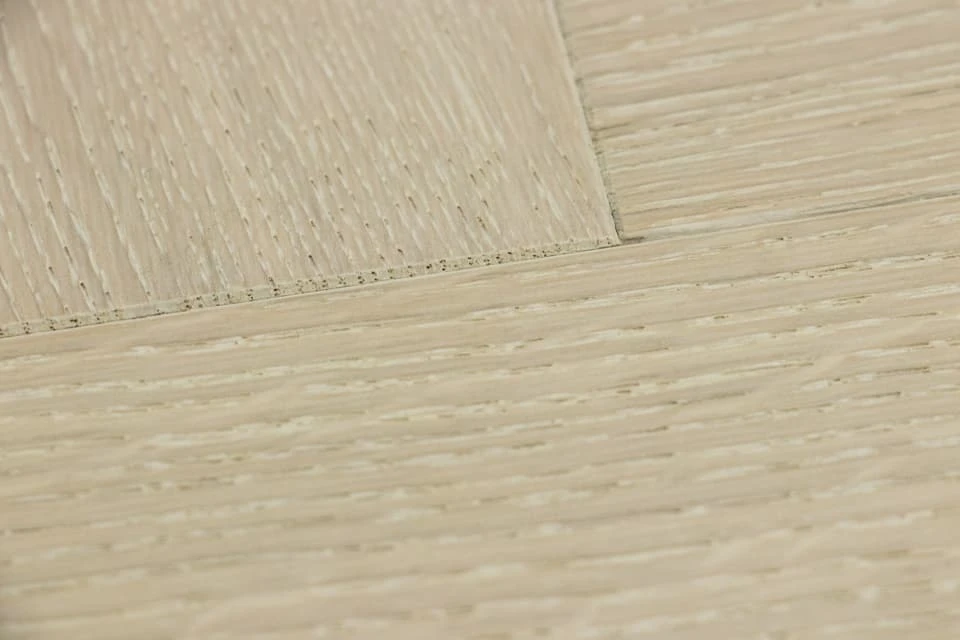 Natural Engineered Flooring Oak Herringbone Polar White Brushed UV Lacquered 15/4mm By 90mm By 600mm 6 Natural Engineered Flooring Oak Herringbone Polar White Brushed UV Lacquered 15/4mm By 90mm By 600mm - Image 4