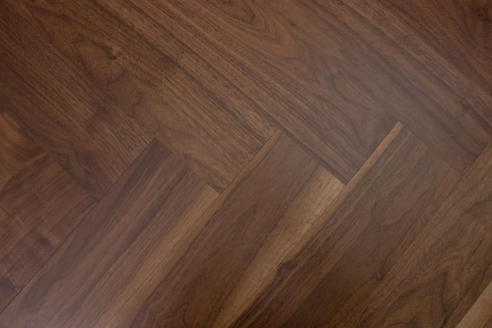 Prime Engineered Flooring American Walnut Herringbone UV Lacquered 14/3mm By 97mm By 582mm 3 Prime Engineered Flooring American Walnut Herringbone UV Lacquered 14/3mm By 97mm By 582mm