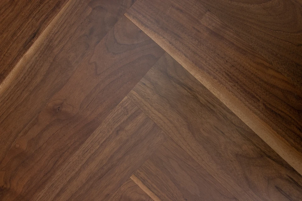 Prime Engineered Flooring American Walnut Herringbone UV Lacquered 14/3mm By 97mm By 582mm 5 Prime Engineered Flooring American Walnut Herringbone UV Lacquered 14/3mm By 97mm By 582mm - Image 3