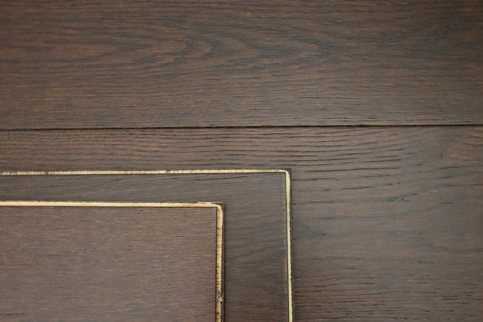 Natural Engineered Flooring Oak Black Tea Brushed UV Oiled 14/3mm By 190mm By 400-1500mm 6 Natural Engineered Flooring Oak Black Tea Brushed UV Oiled 14/3mm By 190mm By 400-1500mm - Image 4