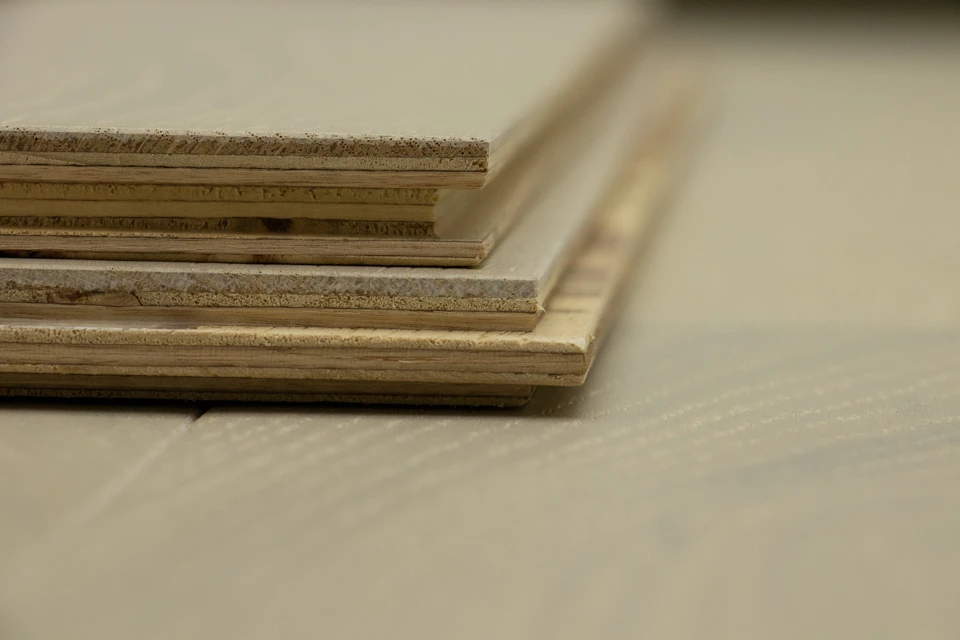 Prime Engineered Flooring Oak Double White Brushed UV Matt Lacquered Eco 14/3mm By 178mm By 1000-2400mm 6 Prime Engineered Flooring Oak Double White Brushed UV Matt Lacquered Eco 14/3mm By 178mm By 1000-2400mm - Image 4