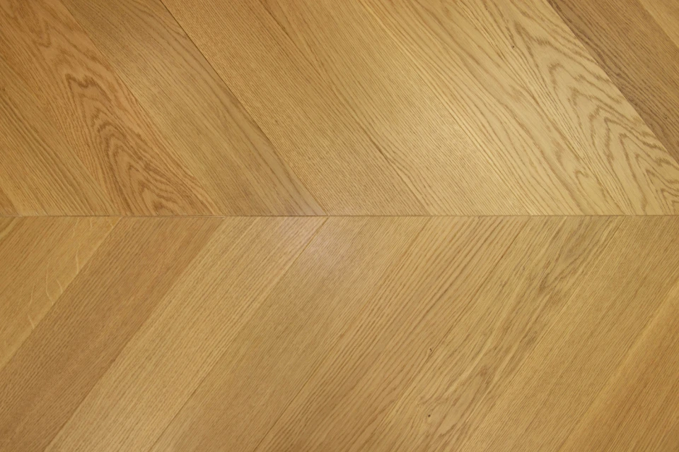 Prime Engineered Flooring Oak Chevron Brushed UV Semi Matt Lacquered 14/3mm By 98mm By 547mm 3 Prime Engineered Flooring Oak Chevron Brushed UV Semi Matt Lacquered 14/3mm By 98mm By 547mm