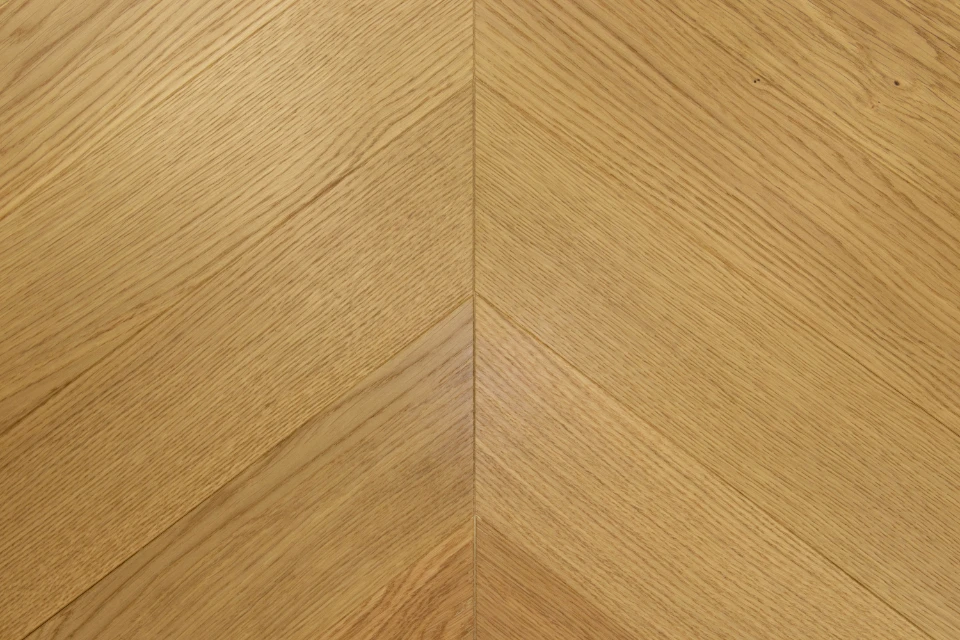 Prime Engineered Flooring Oak Chevron Brushed UV Semi Matt Lacquered 14/3mm By 98mm By 547mm 4 Prime Engineered Flooring Oak Chevron Brushed UV Semi Matt Lacquered 14/3mm By 98mm By 547mm - Image 2