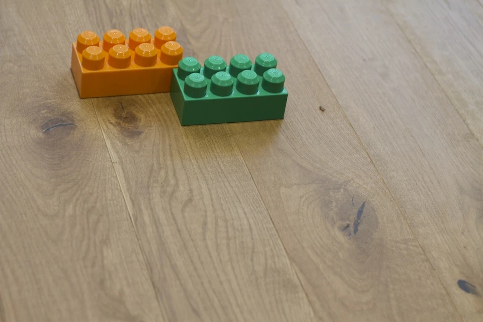 Natural Engineered Flooring Oak Paris Brown Brushed Uv Oiled 14/3mm By 150mm By 1855mm 3 Natural Engineered Flooring Oak Paris Brown Brushed Uv Oiled 14/3mm By 150mm By 1855mm