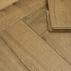 Natural Engineered Flooring Oak Herringbone Cognac Uv Oiled 13/4mm By 140mm By 700mm -Wooden Flooring Elegant Shop fl4522 3