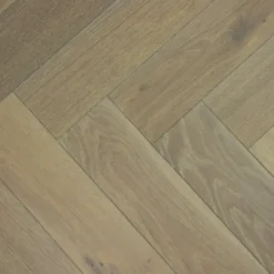 Natural Engineered Flooring Oak Bespoke Herringbone Silver Tiger Hardwax Oiled 16/4mm By 120mm By 580mm -Wooden Flooring Elegant Shop img 4890