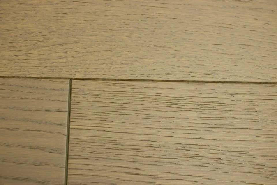 Prime Engineered Flooring Oak Roma Brushed UV Oiled 14/3mm By 150mm By 400-1500mm 5 Prime Engineered Flooring Oak Roma Brushed UV Oiled 14/3mm By 150mm By 400-1500mm - Image 3