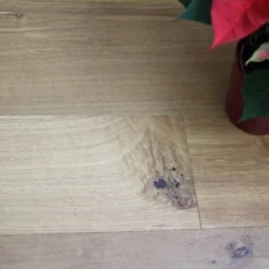 Natural Engineered Flooring Oak Click VIP Smoked Brushed UV Oiled 14/3mm By 190mm By 1900mm 7 Natural Engineered Flooring Oak Click VIP Smoked Brushed UV Oiled 14/3mm By 190mm By 1900mm -Wooden Flooring Elegant Shop img 9119