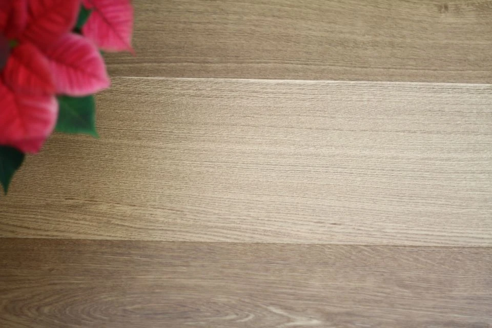Natural Engineered Flooring Oak Click VIP Smoked Brushed UV Oiled 14/3mm By 190mm By 1900mm 3 Natural Engineered Flooring Oak Click VIP Smoked Brushed UV Oiled 14/3mm By 190mm By 1900mm