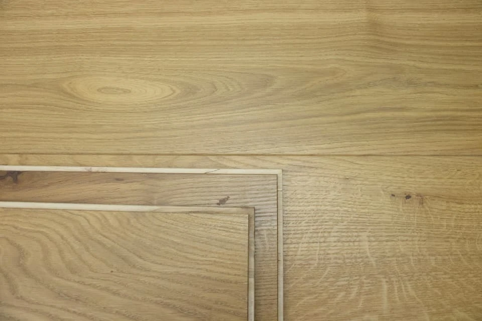 Natural Engineered Flooring Oak Bespoke Wild Hardwax Oiled 16/4mm By 220mm By 1500-2400mm 5 Natural Engineered Flooring Oak Bespoke Wild Hardwax Oiled 16/4mm By 220mm By 1500-2400mm - Image 3