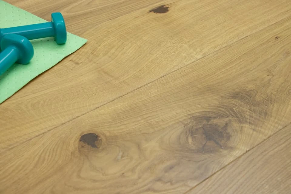 Natural Engineered Flooring Oak Bespoke Wild Hardwax Oiled 16/4mm By 220mm By 1500-2400mm 3 Natural Engineered Flooring Oak Bespoke Wild Hardwax Oiled 16/4mm By 220mm By 1500-2400mm