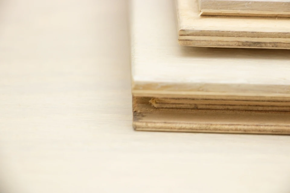 Natural Engineered Flooring Oak Bespoke Snow White Hardwax Oiled 16/4mm By 220mm By 1500-2400mm 7 Natural Engineered Flooring Oak Bespoke Snow White Hardwax Oiled 16/4mm By 220mm By 1500-2400mm - Image 5