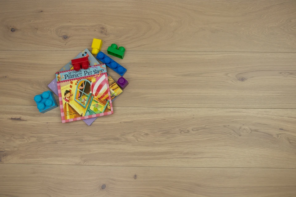 Natural Engineered Flooring Oak Bespoke Vienna Hardwax Oiled 16/4mm By 220mm By 1500-2400mm 4 Natural Engineered Flooring Oak Bespoke Vienna Hardwax Oiled 16/4mm By 220mm By 1500-2400mm - Image 2