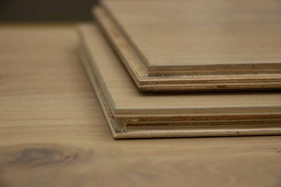 Natural Engineered Flooring Oak Bespoke Vienna Hardwax Oiled 16/4mm By 220mm By 1500-2400mm 7 Natural Engineered Flooring Oak Bespoke Vienna Hardwax Oiled 16/4mm By 220mm By 1500-2400mm - Image 5