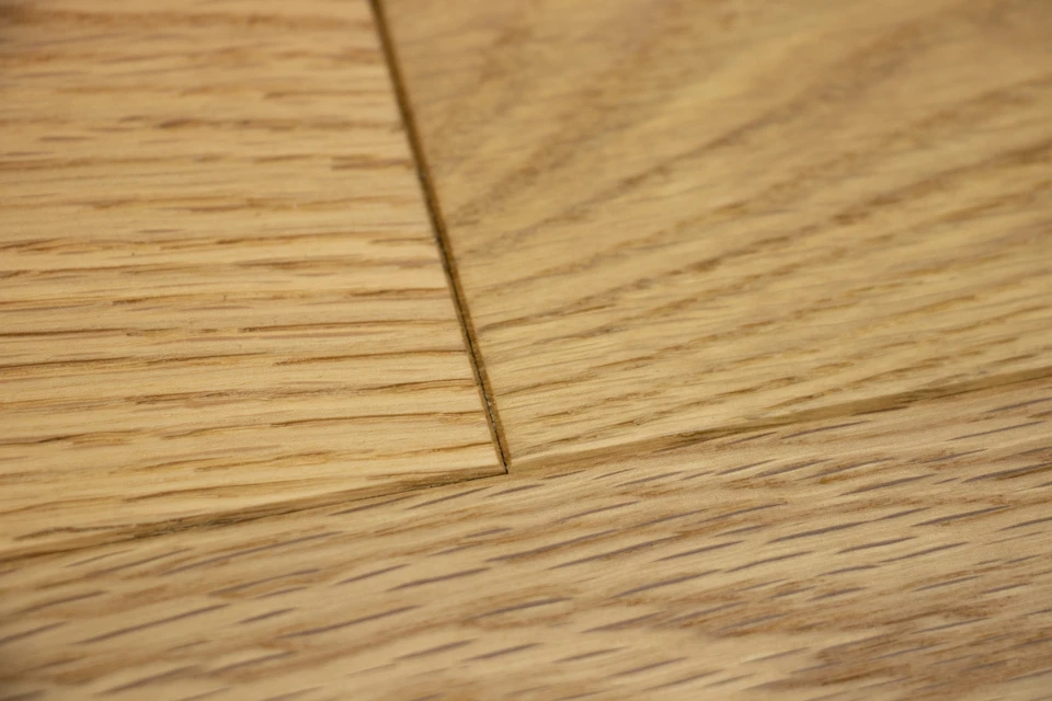 Natural Engineered Flooring Oak Brushed UV Matt Lacquered 14/4mm By 250mm By 790-2400mm FSC 6 Natural Engineered Flooring Oak Brushed UV Matt Lacquered 14/4mm By 250mm By 790-2400mm FSC - Image 4