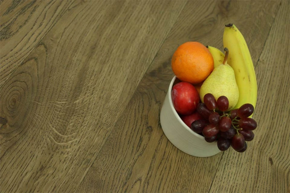 Natural Engineered Flooring Oak Bespoke Cognac UV Oiled 16/4mm By 220mm By 600-2400mm 5 Natural Engineered Flooring Oak Bespoke Cognac UV Oiled 16/4mm By 220mm By 600-2400mm - Image 3