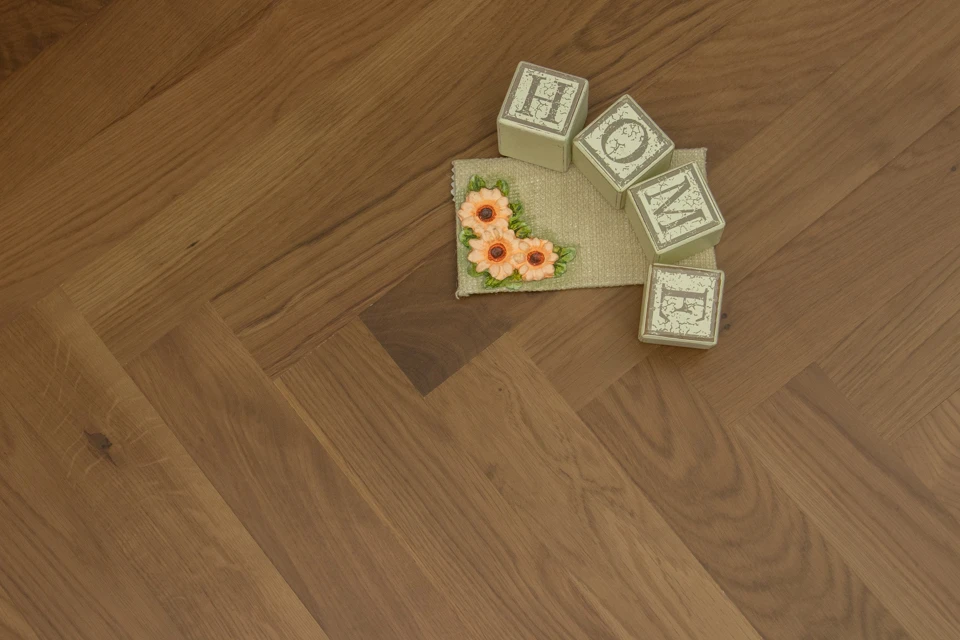 Natural Engineered Flooring Oak Herringbone Macchiato UV Lacquered No Bevel 11/3.6mm By 70mm By 490mm 4 Natural Engineered Flooring Oak Herringbone Macchiato UV Lacquered No Bevel 11/3.6mm By 70mm By 490mm - Image 2