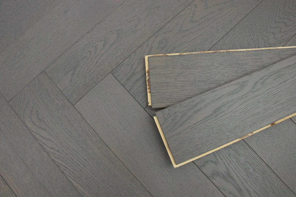 Natural Engineered Flooring Oak Herringbone Slate Grey Brushed UV Lacquered 15/4mm By 90mm By 600mm 7 Natural Engineered Flooring Oak Herringbone Slate Grey Brushed UV Lacquered 15/4mm By 90mm By 600mm - Image 5