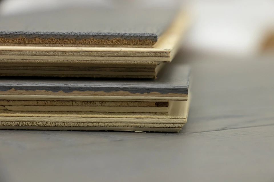 Natural Engineered Flooring Oak Herringbone Slate Grey Brushed UV Lacquered 15/4mm By 90mm By 600mm 8 Natural Engineered Flooring Oak Herringbone Slate Grey Brushed UV Lacquered 15/4mm By 90mm By 600mm - Image 6