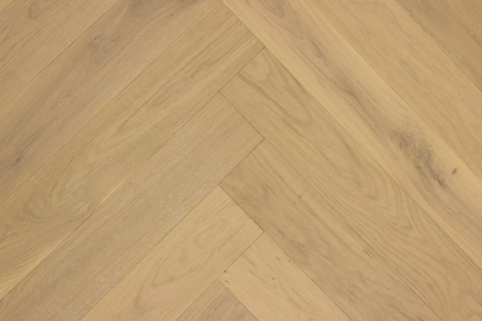 Natural Engineered Flooring Oak Herringbone White Cream UV Oiled 14/3mm By 100mm By 600mm 7 Natural Engineered Flooring Oak Herringbone White Cream UV Oiled 14/3mm By 100mm By 600mm - Image 5