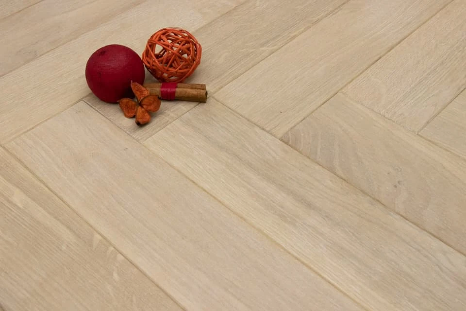 Natural Engineered Flooring Oak Herringbone White UV Oiled 14/3mm By 120mm By 600mm 8 Natural Engineered Flooring Oak Herringbone White UV Oiled 14/3mm By 120mm By 600mm - Image 6