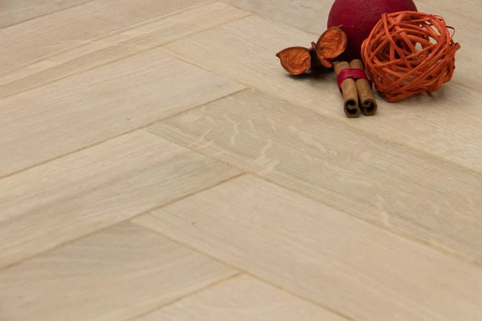 Natural Engineered Flooring Oak Herringbone White UV Oiled 14/3mm By 120mm By 600mm 4 Natural Engineered Flooring Oak Herringbone White UV Oiled 14/3mm By 120mm By 600mm - Image 2