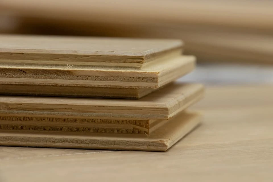 Natural Engineered Flooring Oak Herringbone White UV Oiled 14/3mm By 120mm By 600mm 3 Natural Engineered Flooring Oak Herringbone White UV Oiled 14/3mm By 120mm By 600mm