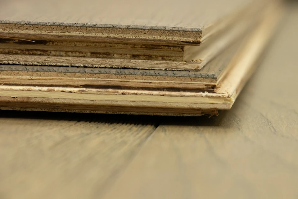 Natural Engineered Flooring Oak Roma Brushed UV Oiled 14/3mm By 190mm By 1900mm 8 Natural Engineered Flooring Oak Roma Brushed UV Oiled 14/3mm By 190mm By 1900mm - Image 6