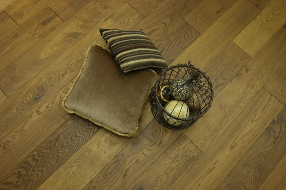 Natural Engineered Flooring Oak Smoked Brushed UV Oiled 20/5mm By 180mm By 1900mm 5 Natural Engineered Flooring Oak Smoked Brushed UV Oiled 20/5mm By 180mm By 1900mm - Image 3