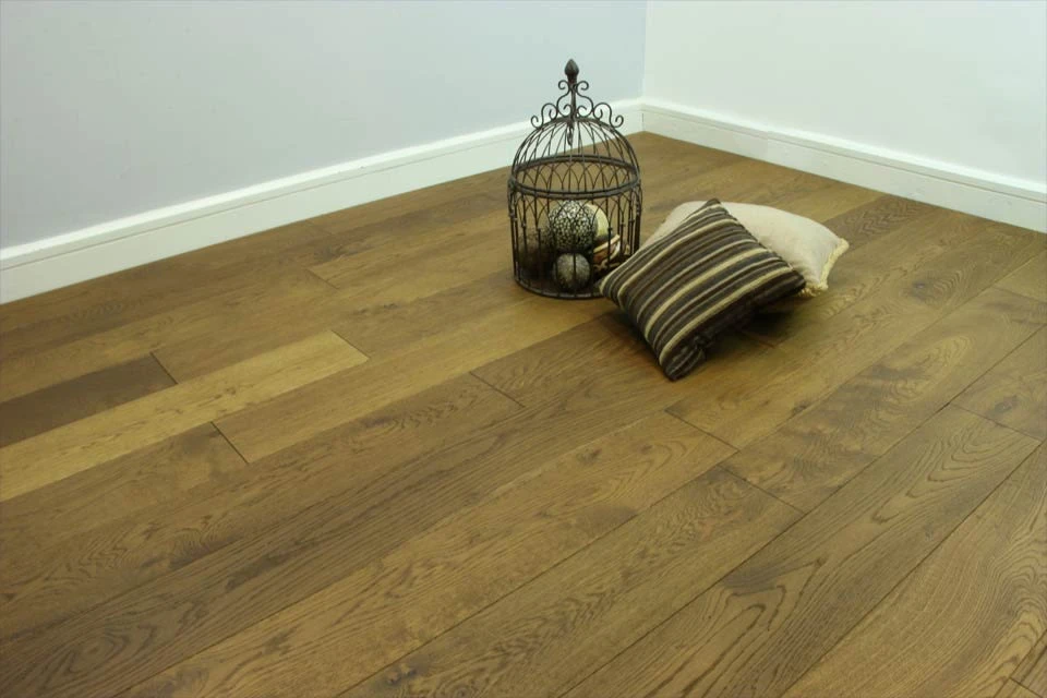 Natural Engineered Flooring Oak Smoked Brushed UV Oiled 20/5mm By 180mm By 1900mm 3 Natural Engineered Flooring Oak Smoked Brushed UV Oiled 20/5mm By 180mm By 1900mm