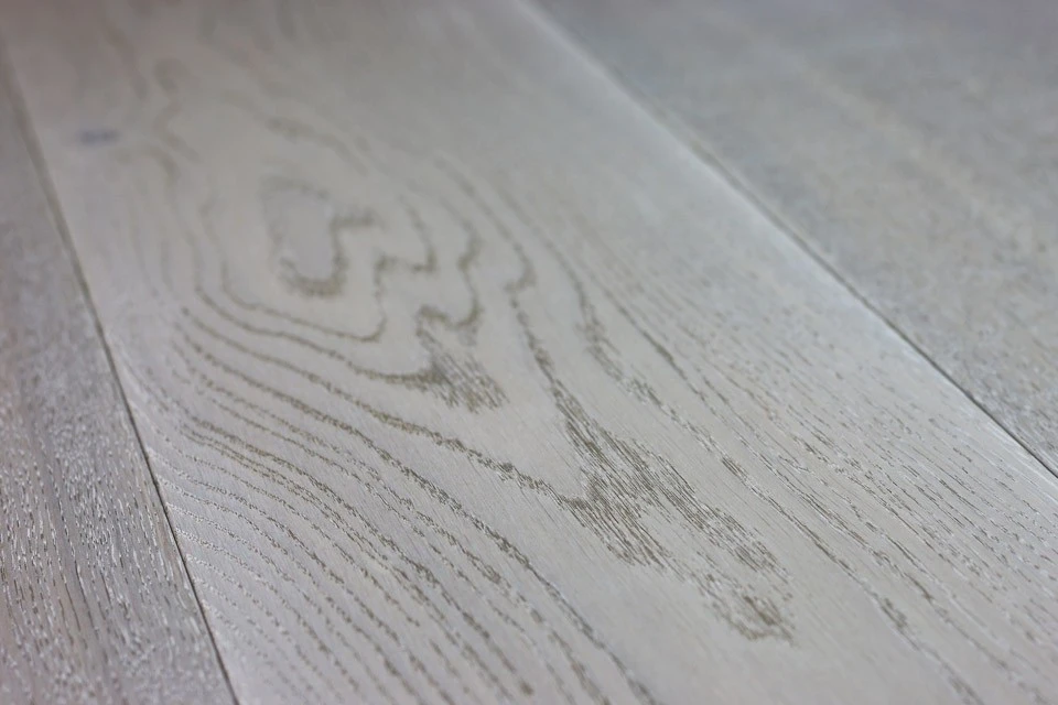 Natural Engineered Flooring Oak Mayfair Hardwax Oiled 16/4mm By 220mm By 1500-2400mm 5 Natural Engineered Flooring Oak Mayfair Hardwax Oiled 16/4mm By 220mm By 1500-2400mm - Image 3