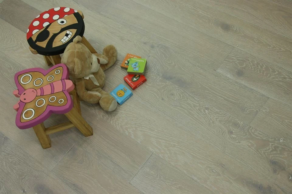 Natural Engineered Flooring Oak Sunny White Brushed UV Oiled 14/3mm By 190mm By 1900mm 4 Natural Engineered Flooring Oak Sunny White Brushed UV Oiled 14/3mm By 190mm By 1900mm - Image 2