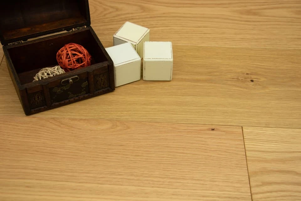 Natural Engineered Flooring Oak Brushed UV Lacquered 10/3mm By 150mm By 300-1500mm 4 Natural Engineered Flooring Oak Brushed UV Lacquered 10/3mm By 150mm By 300-1500mm - Image 2