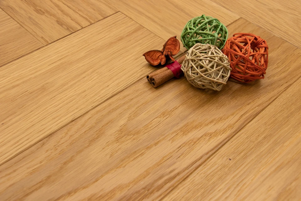 Natural Engineered Flooring Oak Herringbone Brushed Uv Matt Lacquered 15/4mm By 90mm By 600mm - Image 5