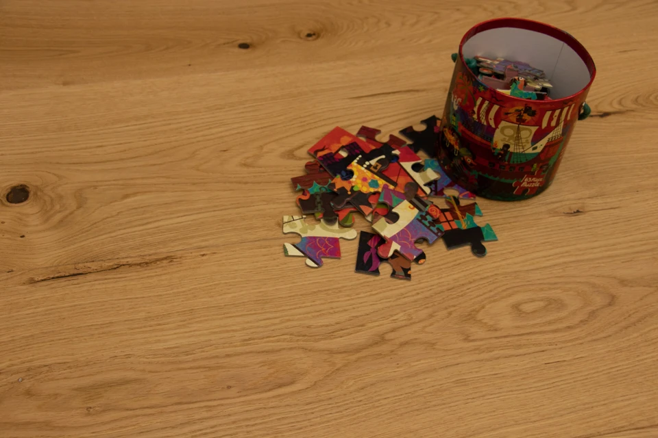 Natural Engineered Flooring Oak UV Matt Lacquered 15/4mm By 250mm By 1800-2200mm 4 Natural Engineered Flooring Oak UV Matt Lacquered 15/4mm By 250mm By 1800-2200mm - Image 2