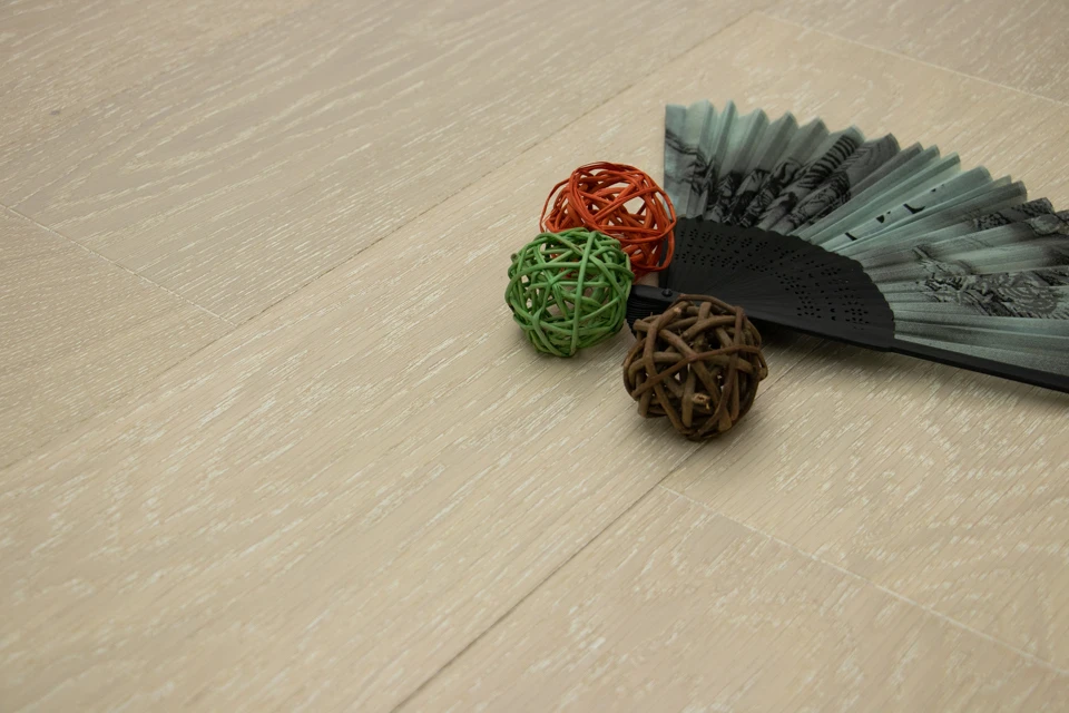 Prime Engineered Flooring Oak Click London White Brushed UV Matt Lacquered 14/3mm By 195mm By 1000-2400mm 4 Prime Engineered Flooring Oak Click London White Brushed UV Matt Lacquered 14/3mm By 195mm By 1000-2400mm - Image 2