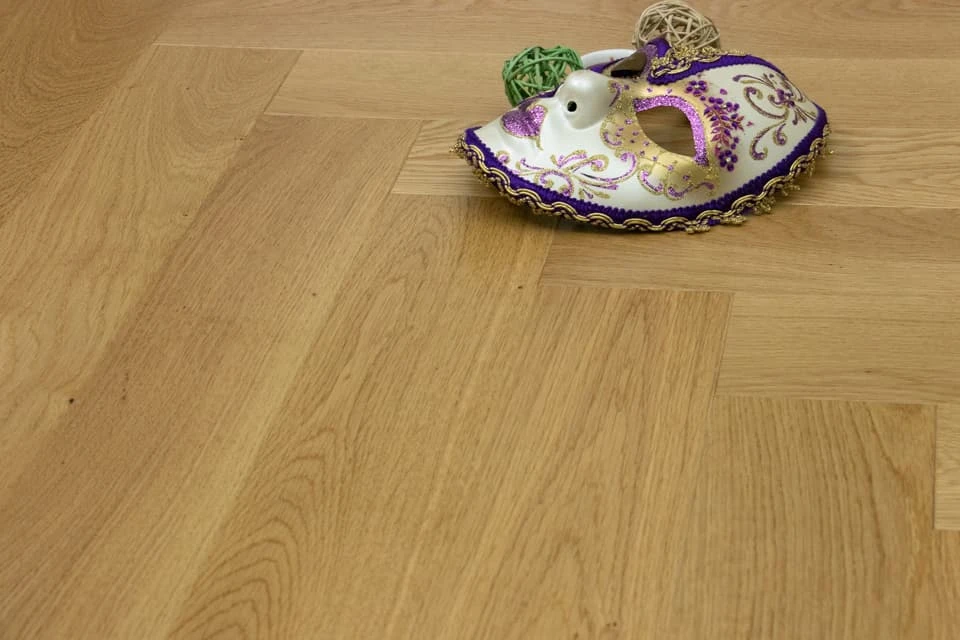 Prime Engineered Flooring Oak Herringbone Brushed UV Semi Matt Lacquered 14/3mm By 98mm By 490mm 4 Prime Engineered Flooring Oak Herringbone Brushed UV Semi Matt Lacquered 14/3mm By 98mm By 490mm - Image 2