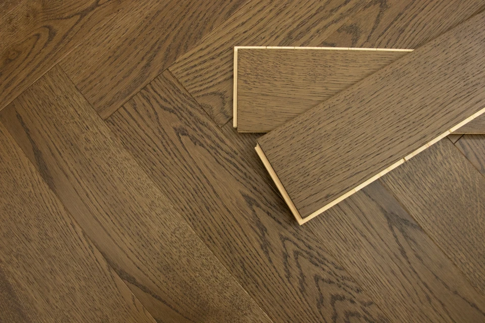 Prime Engineered Flooring Oak Herringbone Coffee Brushed UV Oiled 14/3mm By 98mm By 590mm 7 Prime Engineered Flooring Oak Herringbone Coffee Brushed UV Oiled 14/3mm By 98mm By 590mm - Image 5
