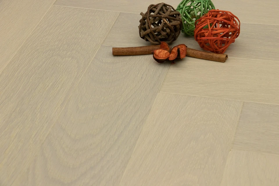 Prime Engineered Flooring Oak Herringbone Double White Brushed UV Lacquered 14/3mm By 98mm By 588mm 3 Prime Engineered Flooring Oak Herringbone Double White Brushed UV Lacquered 14/3mm By 98mm By 588mm