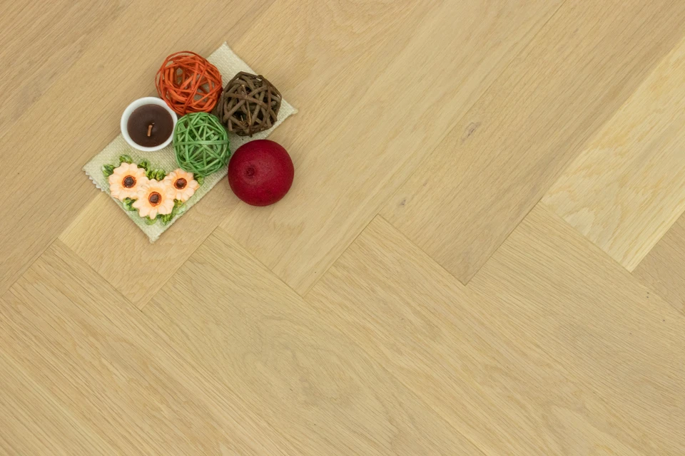 Prime Engineered Flooring Oak Herringbone Ribolla Brushed UV Matt Lacquered 10/3mm By 97mm By 582mm 3 Prime Engineered Flooring Oak Herringbone Ribolla Brushed UV Matt Lacquered 10/3mm By 97mm By 582mm