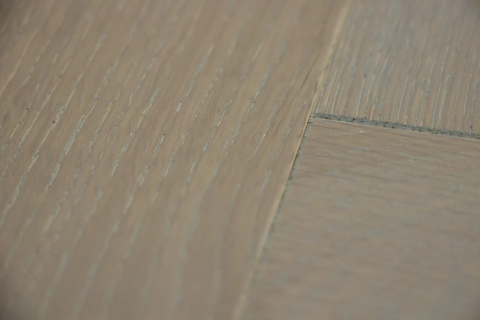 Prime Engineered Flooring Oak Herringbone White Grey Br Uv Oiled 10/3mm By 97mm By 582mm 6 Prime Engineered Flooring Oak Herringbone White Grey Br Uv Oiled 10/3mm By 97mm By 582mm - Image 4