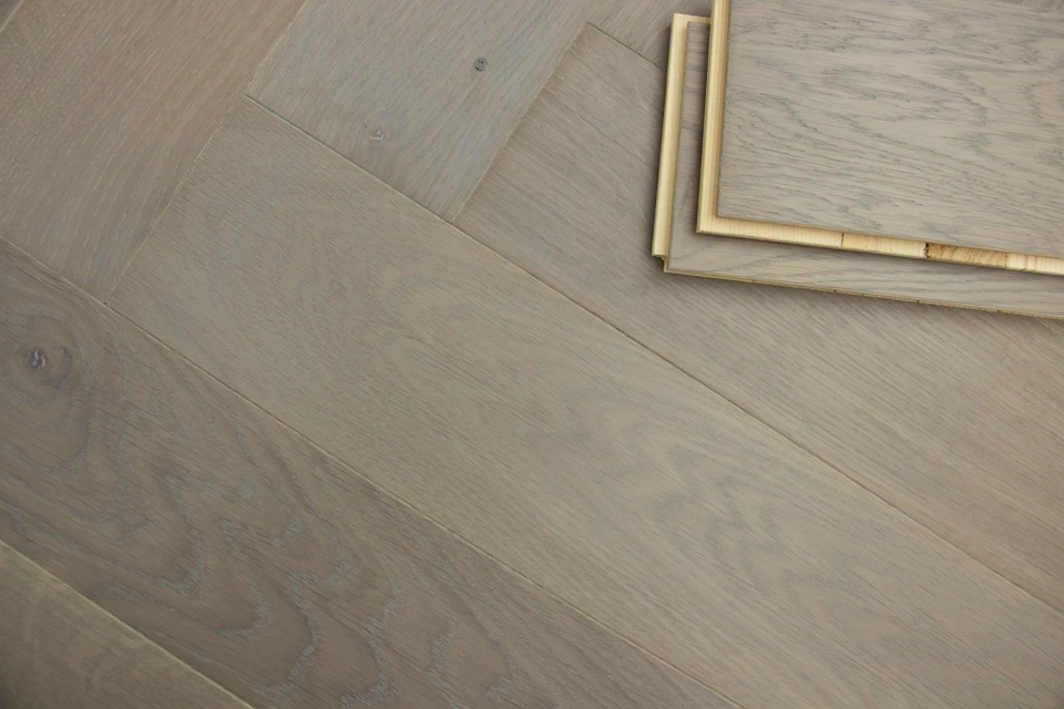 Prime Engineered Flooring Oak Herringbone White Grey Br Uv Oiled 10/3mm By 97mm By 582mm 7 Prime Engineered Flooring Oak Herringbone White Grey Br Uv Oiled 10/3mm By 97mm By 582mm - Image 5