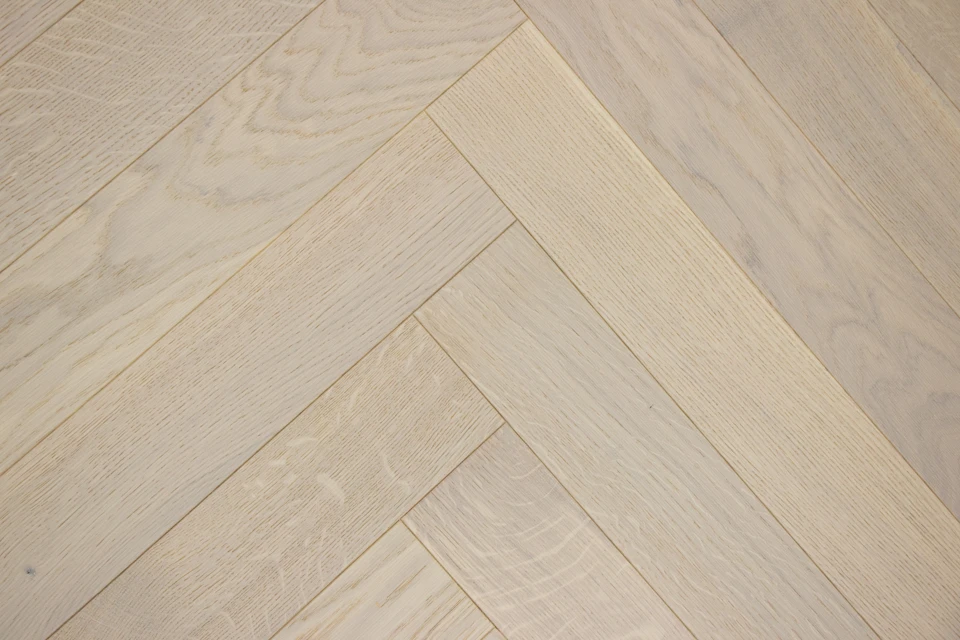 Prime Engineered Flooring Oak Herringbone White Brushed UV Oiled Eco 14/3mm By 98mm By 790mm 5 Prime Engineered Flooring Oak Herringbone White Brushed UV Oiled Eco 14/3mm By 98mm By 790mm - Image 3