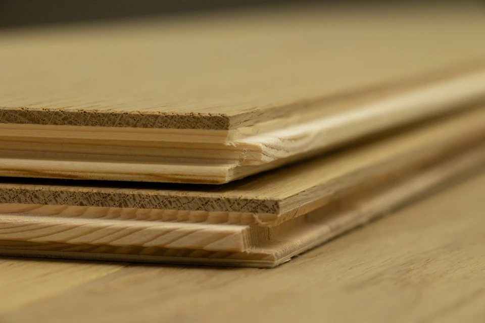 Prime Engineered Flooring Oak Click Non Visible Brushed UV Matt Lacquered 14/3mm By 195mm By 1000-2400mm 7 Prime Engineered Flooring Oak Click Non Visible Brushed UV Matt Lacquered 14/3mm By 195mm By 1000-2400mm - Image 5