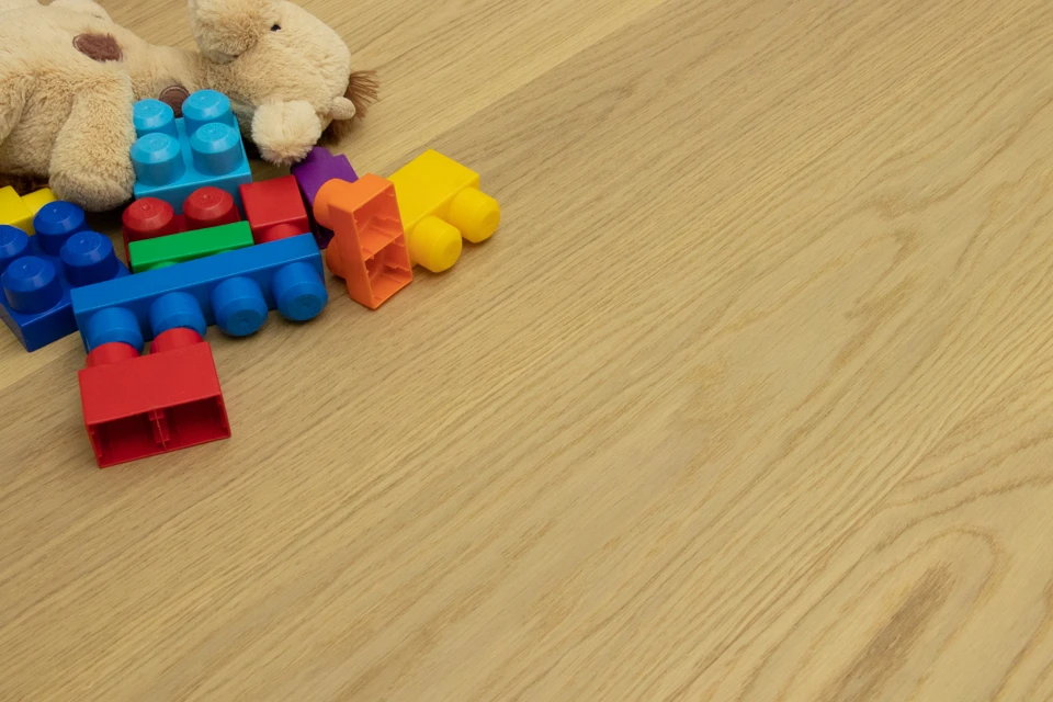 Prime Engineered Flooring Oak Non Visible Brushed UV Matt Lacquered 14/3mm By 178mm By 1000-2400mm 4 Prime Engineered Flooring Oak Non Visible Brushed UV Matt Lacquered 14/3mm By 178mm By 1000-2400mm - Image 2