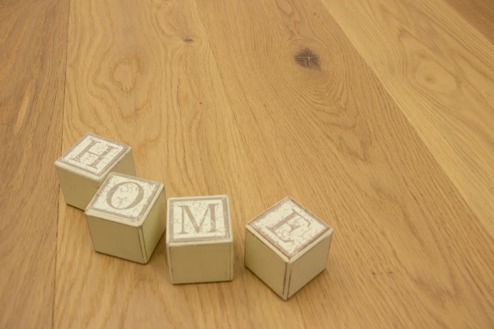 Prime Engineered Flooring Oak Non Visible Brushed UV Matt Lacquered Eco 14/3mm By 178mm By 1000-2400mm 4 Prime Engineered Flooring Oak Non Visible Brushed UV Matt Lacquered Eco 14/3mm By 178mm By 1000-2400mm - Image 2