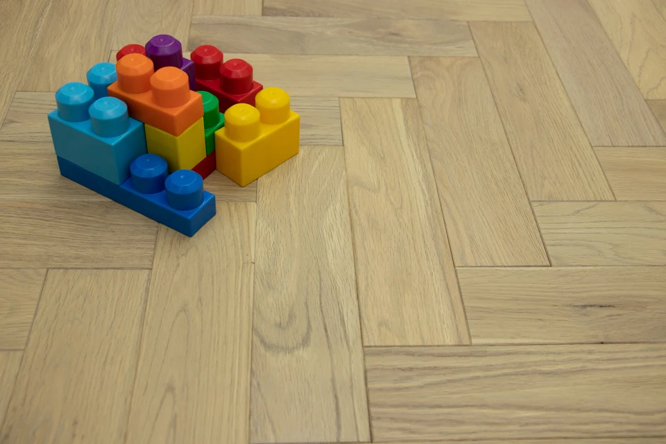 Select Solid Flooring Oak Herringbone Smoked Grey Brushed UV Oiled 18mm By 70mm By 280mm 4 Select Solid Flooring Oak Herringbone Smoked Grey Brushed UV Oiled 18mm By 70mm By 280mm - Image 2