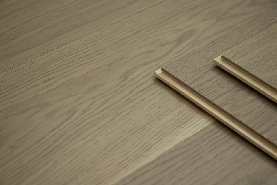 Prime Engineered Flooring Oak Silver Stone Brushed Uv Matt Lacquered 14/3mm By 190mm By 1900mm 5 Prime Engineered Flooring Oak Silver Stone Brushed Uv Matt Lacquered 14/3mm By 190mm By 1900mm - Image 3