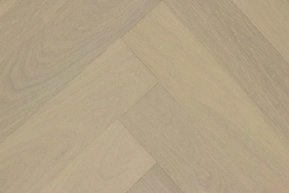 Prime Engineered Flooring Oak Herringbone Snow White Brushed Wax Oiled 14/3mm By 120mm By 600mm 6 Prime Engineered Flooring Oak Herringbone Snow White Brushed Wax Oiled 14/3mm By 120mm By 600mm - Image 4