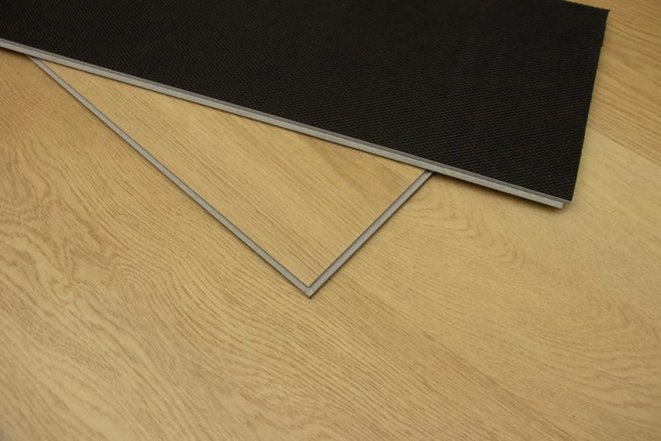 Supremo Luxury Click Vinyl Rigid Core Flooring Silica With Built In Underlay 4.8mm By 181mm By 1220mm 5 Supremo Luxury Click Vinyl Rigid Core Flooring Silica With Built In Underlay 4.8mm By 181mm By 1220mm - Image 3